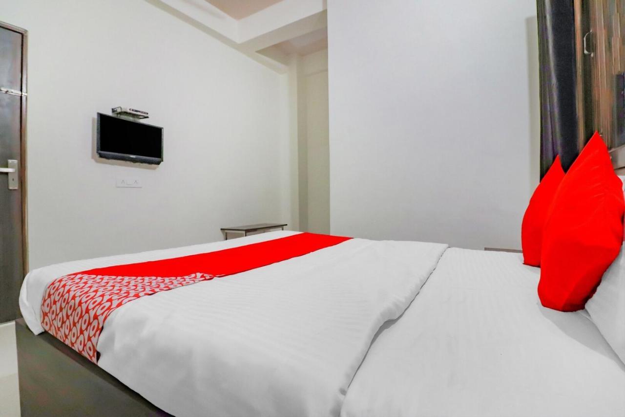 Rajlakshmi Guest House Mathura Ngoại thất bức ảnh